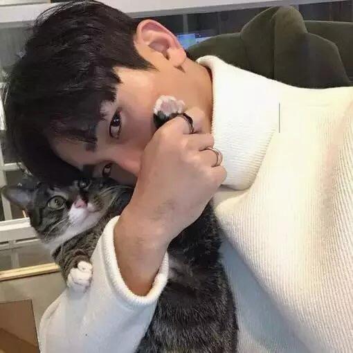 fluffyivyf's tweet photo. krivan https://t.co/OIGRhD7weS