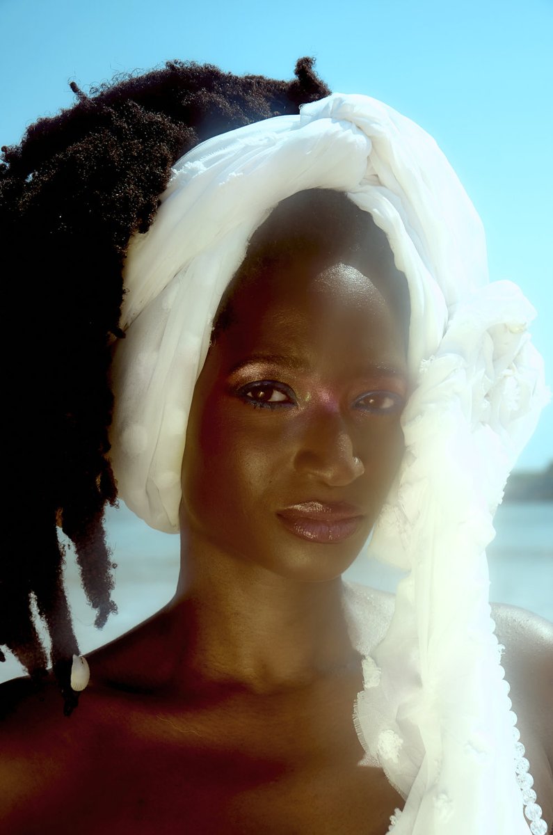 Mami Wata!
Shot by Daniella Almona
Makeup - okayamam_
Styling - <a href="/Towmiiee/">tea in china</a>