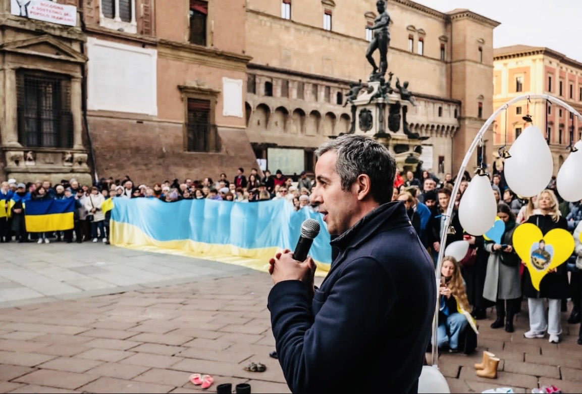 In Piazza Maggiore a Bologna per sostenere la comunità ucraina.
