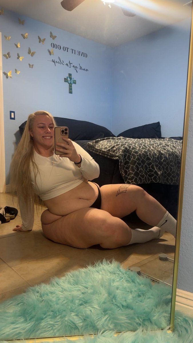 baby girl 💖 tweet media