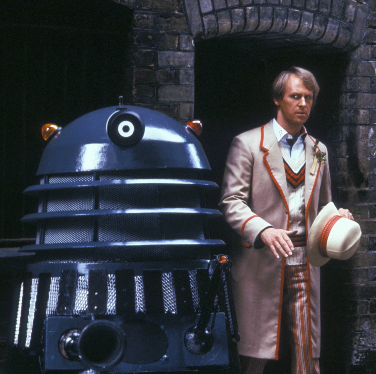 keithburton16's tweet image. Here is the cover for the issue of #InVision reviewing 1984 #DoctorWho television story #ResurrectionOfTheDaleks. This fanzine was published by #CybermarkServices in #1997.