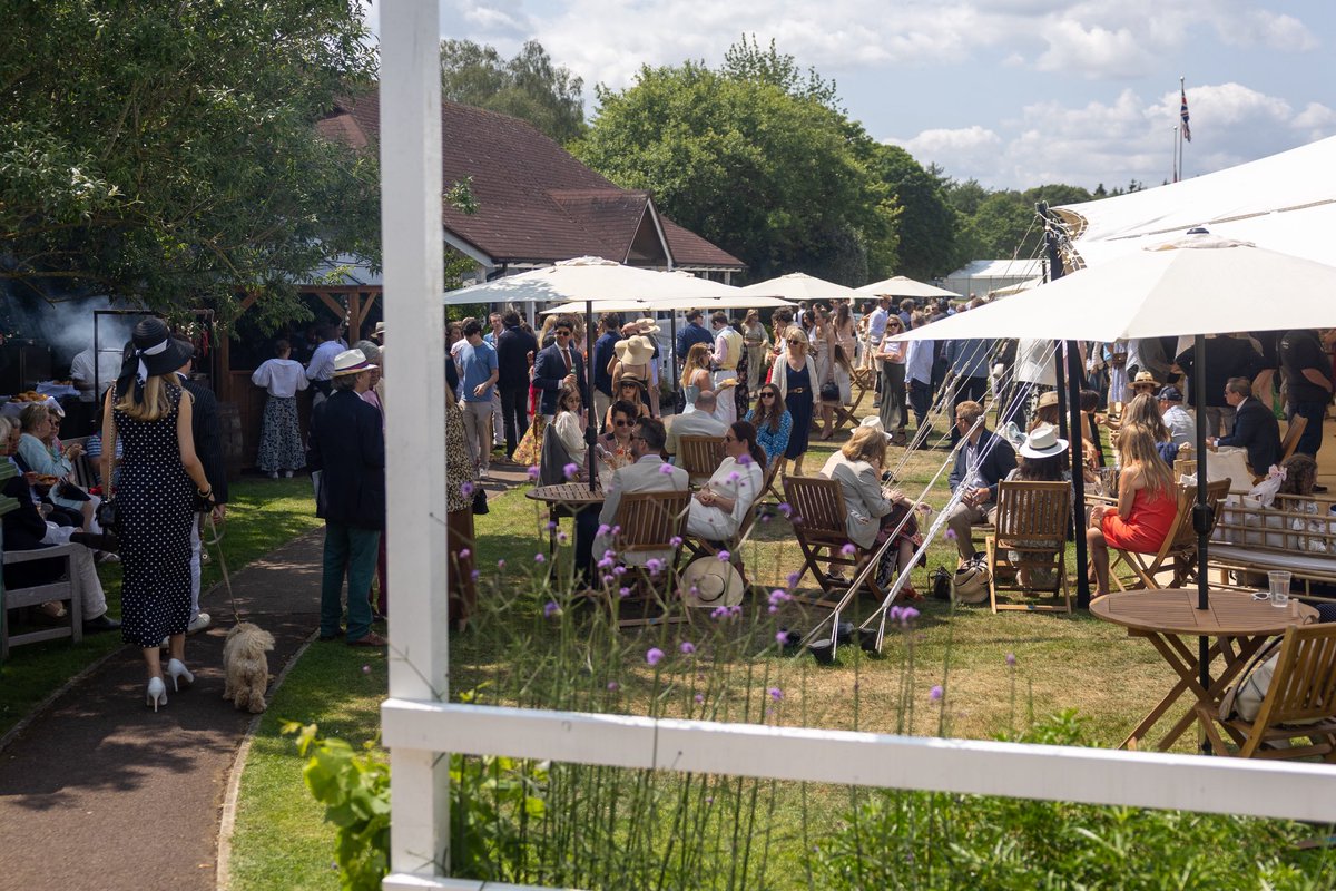 guardspoloclub's tweet photo. Reminder; in just 8 week this is what your weekends will look like again 🐎🥂🐴 #guardspoloclub https://t.co/3SJqT5x6bT