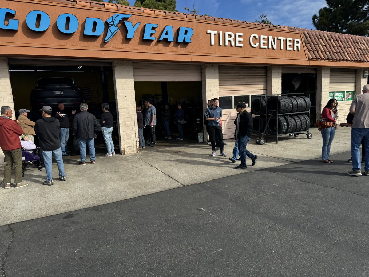 Christopher Bowe tweet media