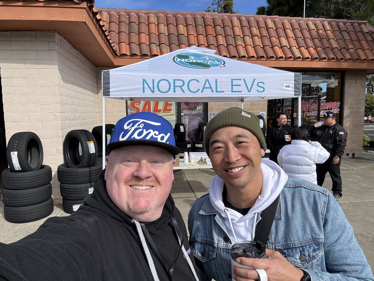 Christopher Bowe tweet media