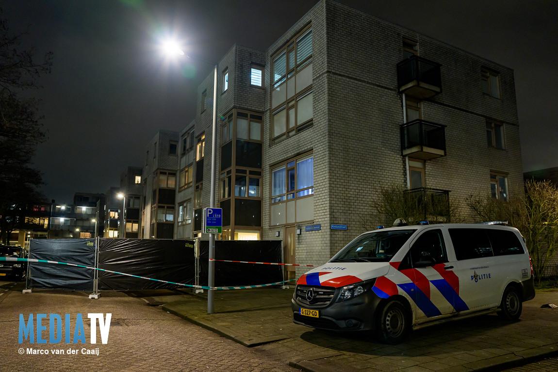Zondagavond heeft de politie een 36-jarige man uit Zoetermeer aangehouden. Hij werd in zijn woonplaats aangehouden en is eveneens verdacht van betrokkenheid bij de dodelijke schietpartij in de Indrapoerastraat Rotterdam afgelopen donderdag.
mediatv.nl/nieuws/nieuws/…
