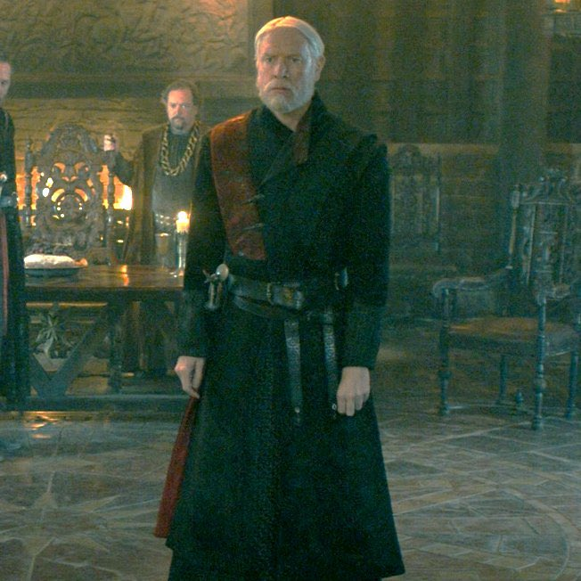 maekar adopted valarr :(