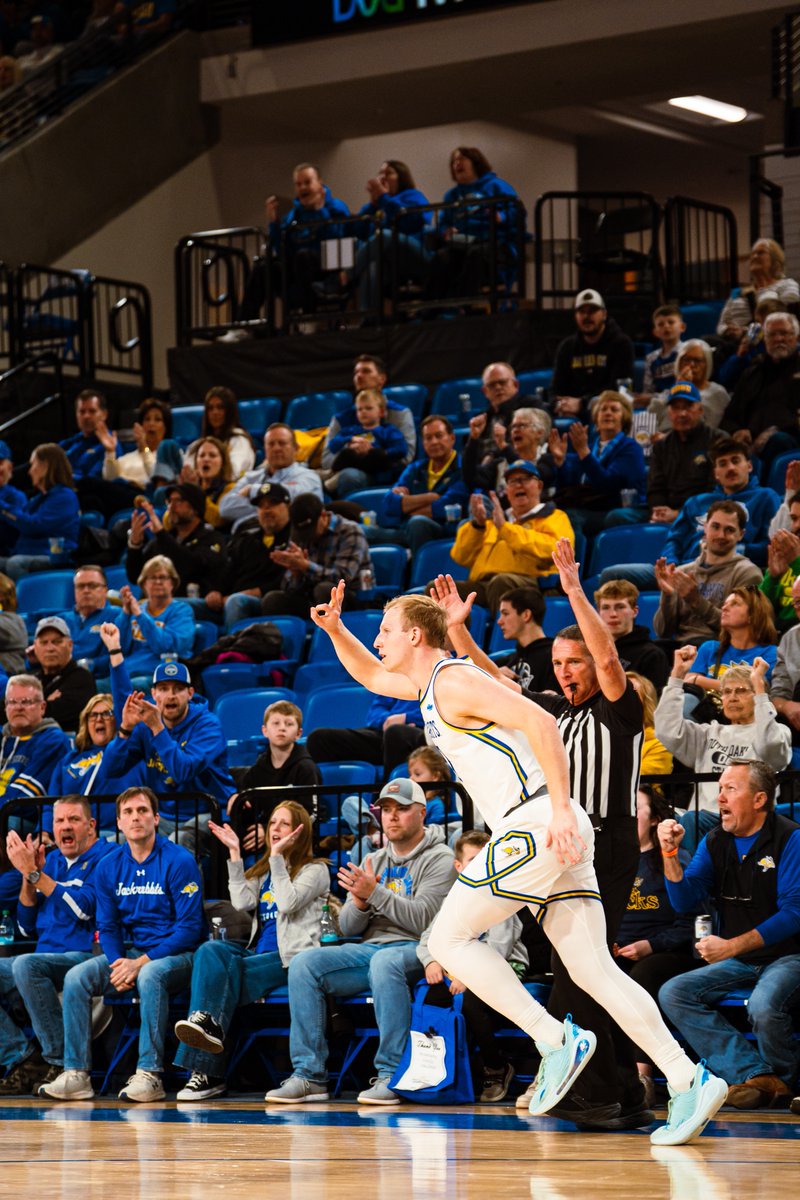 Jackrabbit Men’s Basketball tweet media