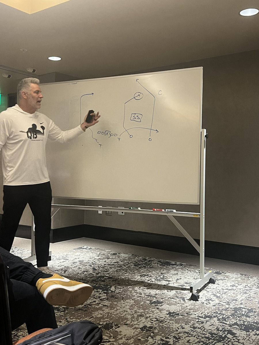 Jim Camarillo tweet media