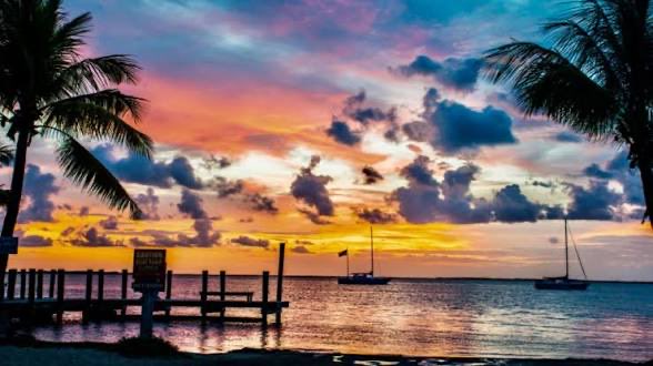 Hello to the Six people who see this