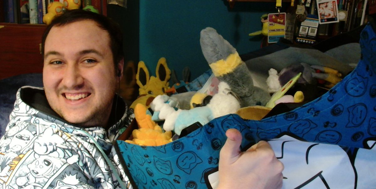 ¡Nuestro host <a href="/DarkSword710/">Adrià "DarkSword" Ortiz Martinez</a> está de vuelta del EUIC y se ha traído cositas para enseñarnos de su viaje mientras termina las últimas misiones de #PokemonLegendsZA! ¿Puede que con ✨Shiny Hunt✨ legendaria incluida?

⬇️⬇️LINK ABAJO⬇️⬇️