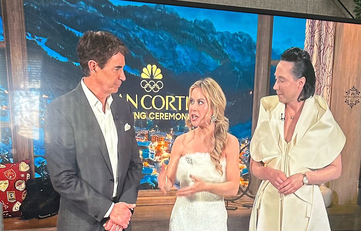 1canpaint1's tweet photo. It must be embarrassing that Johnny Weir dresses better than anything Meghan Markle has worn. https://t.co/YVocvVDs7v
