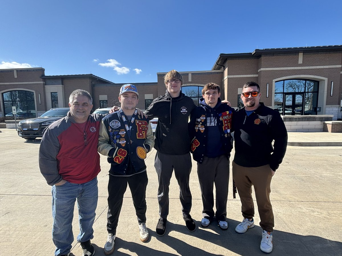 Roxana High School tweet media