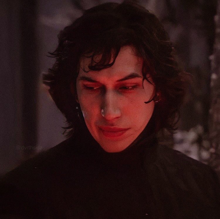 KYLO REN. tweet media