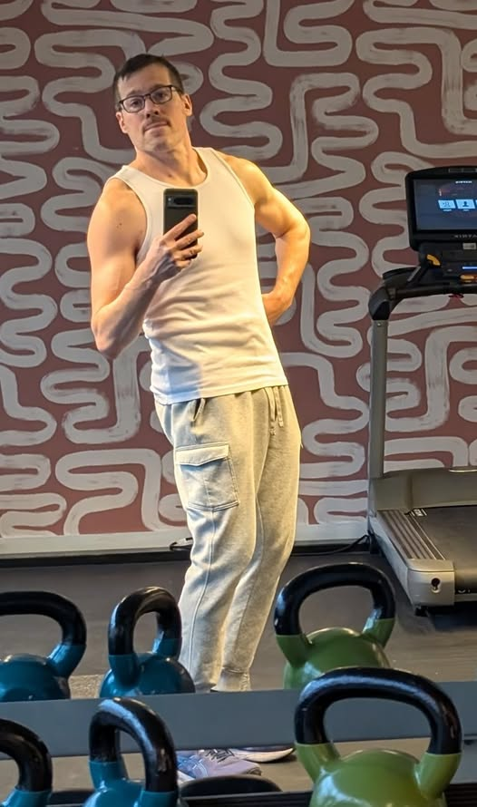 Alt Silliness tweet media