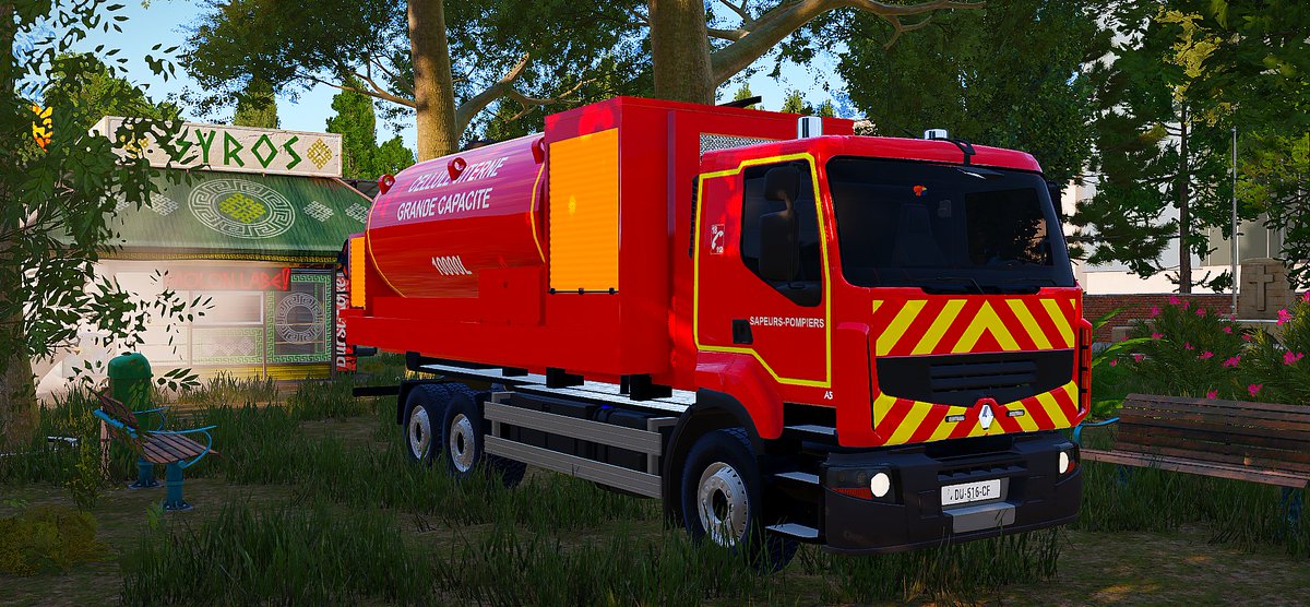 [Kézaco ?]  

Connaissez-vous les véhicules portes-cellules ? 🚒 

Un seul véhicule, modulable grâce à différentes cellules, embarquant tous types d’équipements pour une polyvalence maximale et des interventions rapides !  🔥

Alors, vous connaissiez ? 🧑‍🚒