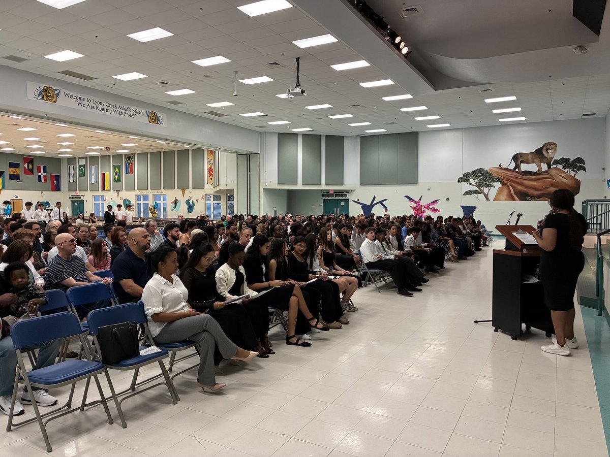 Lyons Creek Middle School tweet media