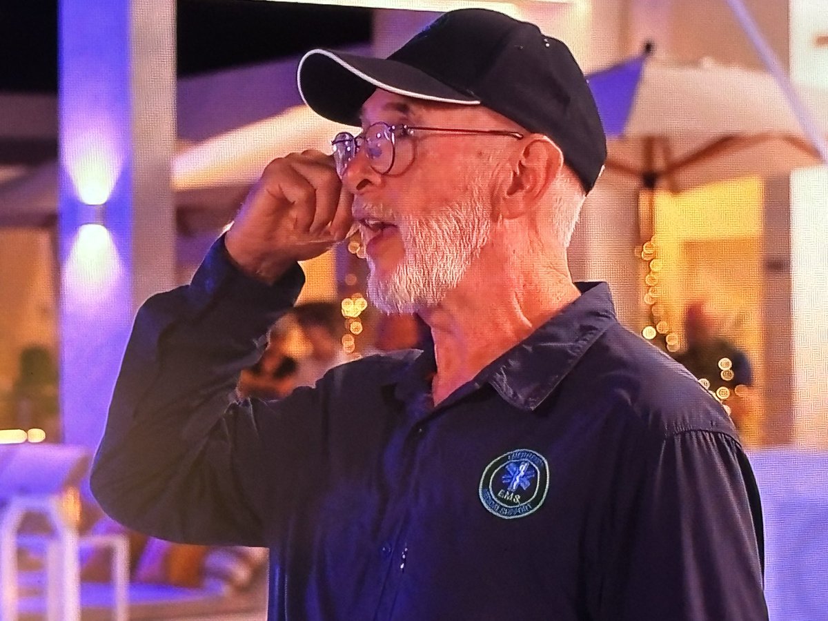 Media_Galaxy_TV's tweet photo. Aftershow Party im RTL Dschungel… Dr. Bob: „Macht was aus eurem Leben und genießt diese Momente.“ 🎉🎉 #party #ibes #ibesdsd #rtl #ibes2026 https://t.co/XS8qF6um4o