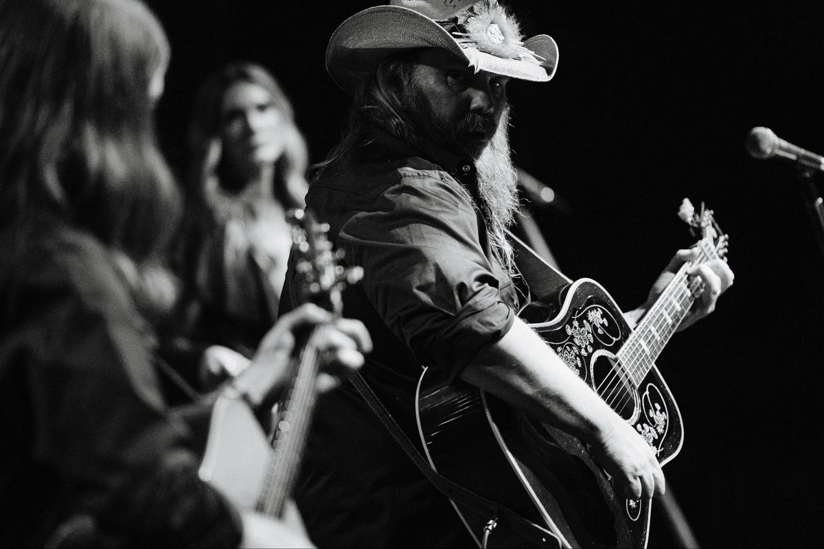 Chris Stapleton tweet media