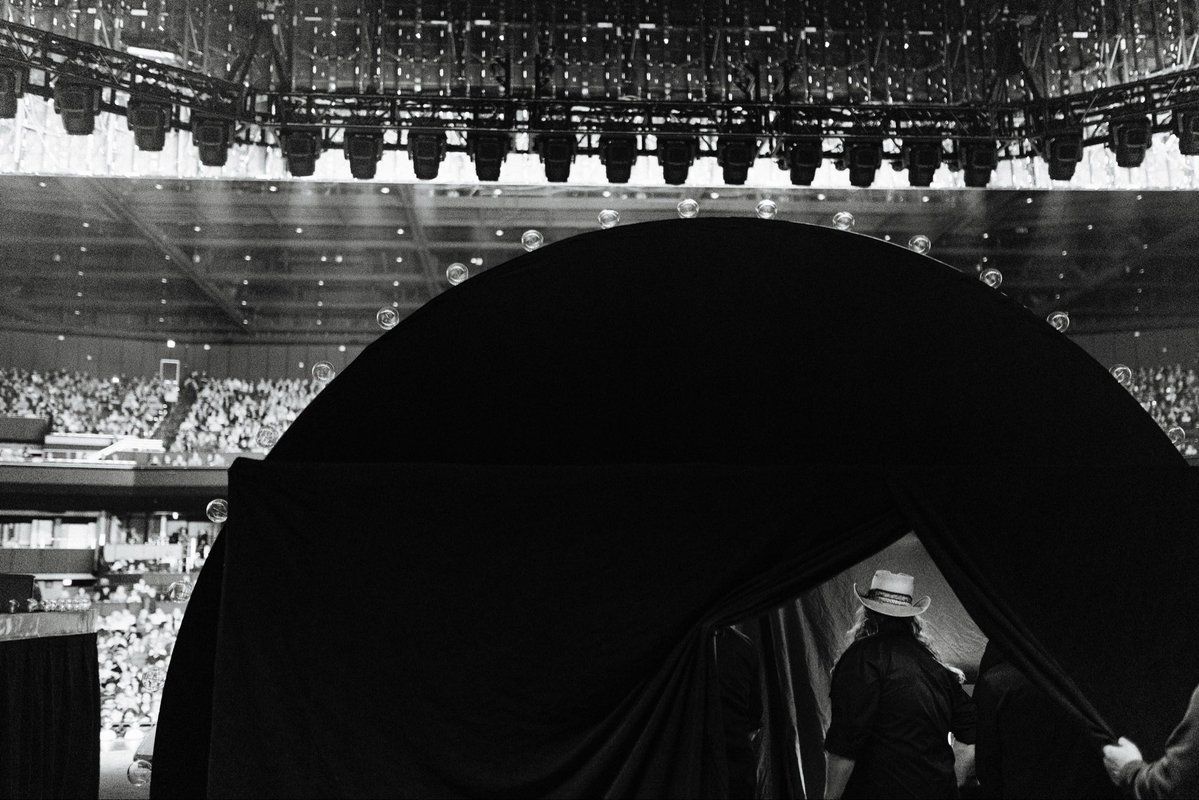 Chris Stapleton tweet media