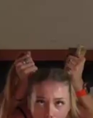 DannYoung_231's tweet image. Huh, No way she doesn’t even care😭

A thread 👇🎥