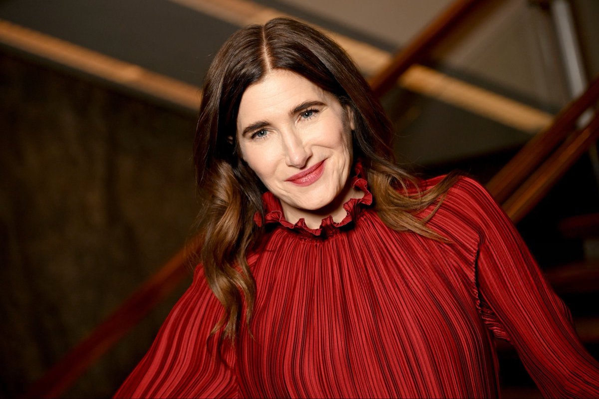 kathryn hahn red dress Kathryn Hahn (@motherhahn) stuns at the EEBAFTA Film Awards Styled by @msjordanjohnson Hair by @bjornkrischker Makeup by @pollyosmond #kathrynhahn #eebaftas #baftafilmawards