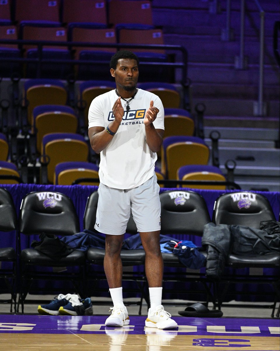 UNCGBasketball's tweet photo. Manager Appreciation Week! It is not even close. We have the best managers! Thank you for your work seen and unseen! https://t.co/vqjOyG8GJx