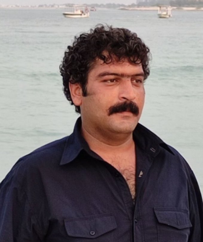 MohsenTowhidian's tweet photo. رستمِ شانومه رو نابرادر کُشت، 
رستمِ مبارک‌آبادی رو اجنبی. 
‌
جاویدنام #رستم_مبارک_آبادی https://t.co/2ovmGQgJez