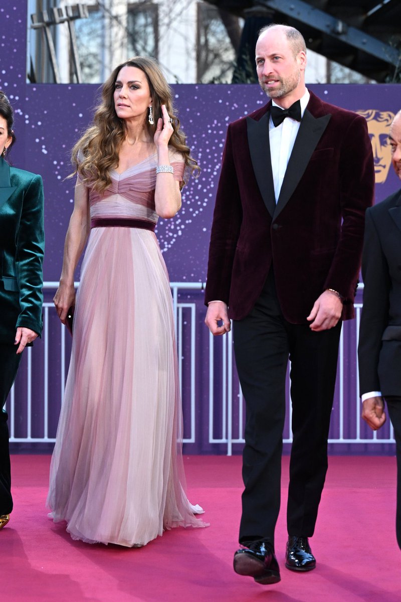 The Prince and Princess of Wales are at tonight's <a href="/EE/">EE</a> <a href="/BAFTA/">BAFTA</a> Film Awards at the Royal Festival Hall.  Later in the evening HRH, President of BAFTA, will present the Fellowship - the Academy’s highest honour. 🎬📷 #royal #BAFTA