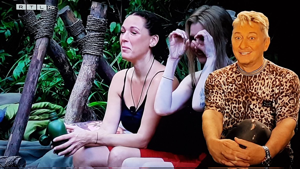 IamIllgner's tweet image. Kommentare im Greenscreen. Cool. Fühle mich wie in einer Folge "Chart-Show". #IBES