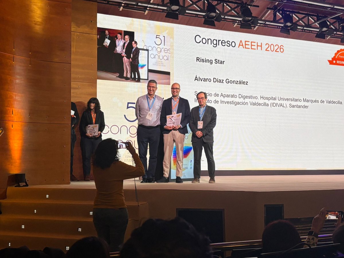 Álvaro Díaz-González tweet media