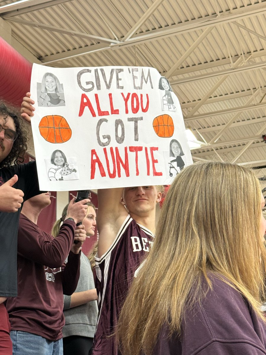 Coach Felicia Teeter tweet media