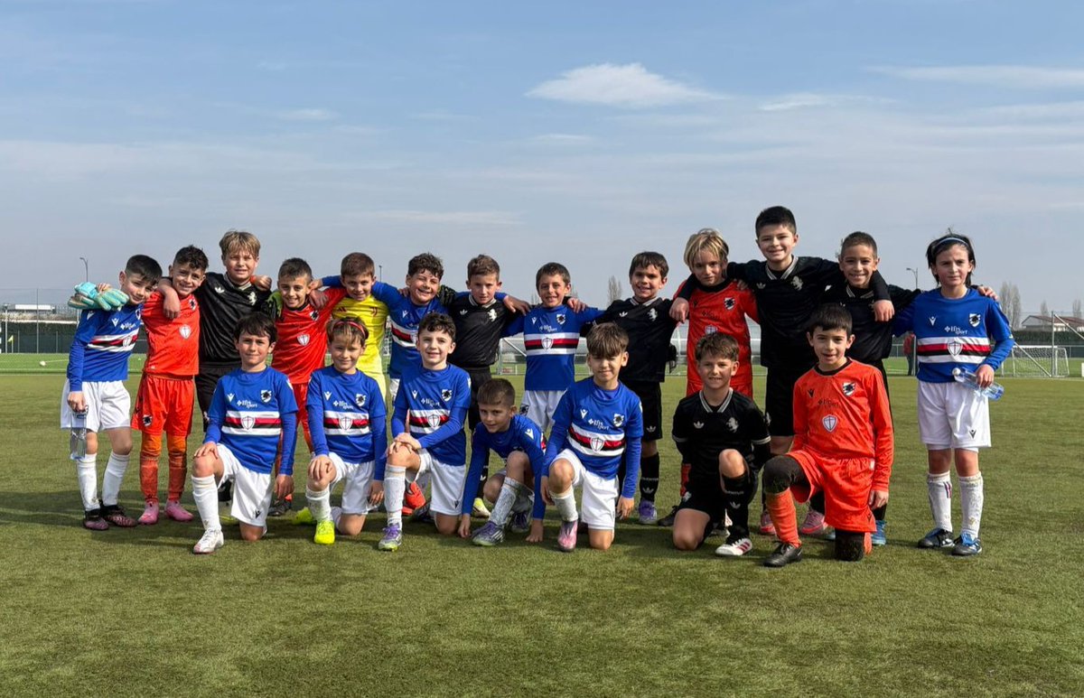 GiovaniBN's tweet photo. β
#Juventus, l'#Under8 (Primi Calci 2018) di Mr. Bertolotti supera in amichevole la #Sampdoria. πͺ
π #ForzaJuve βͺοΈβ«οΈ https://t.co/r4oSAWD2mH