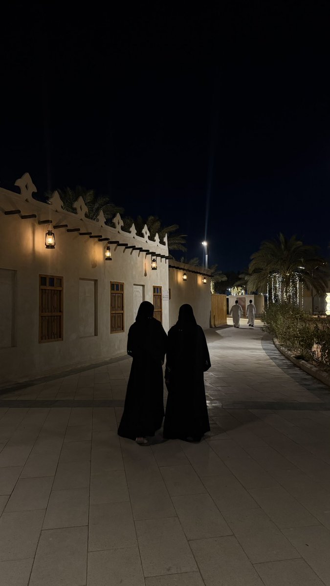 زَيْنَب tweet media