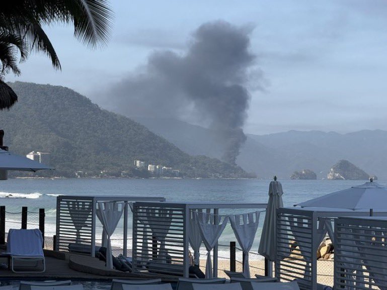 Mike Lee tweet media