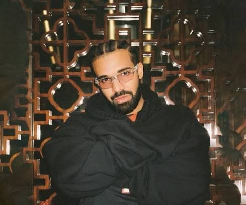 Drizzy Valentino 🦉 tweet media