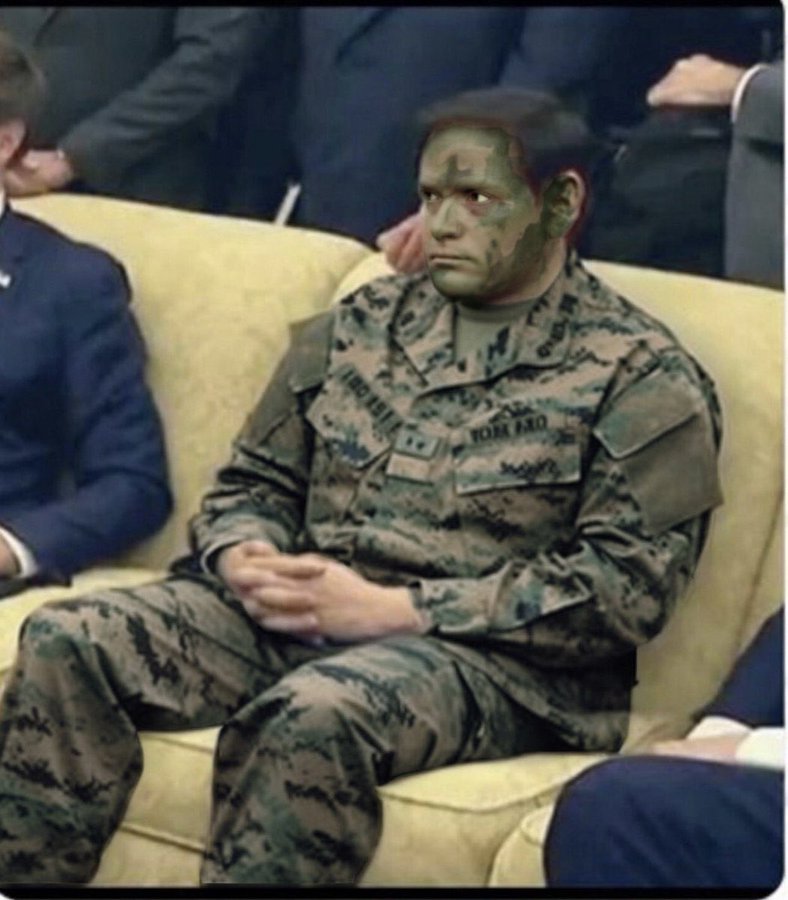 📸 Secretary Of State Marco Rubio Finding Out He's Being Given Orders To Secure Jalisco. 
(THIS IS OBVIOUSLY SATIRE)