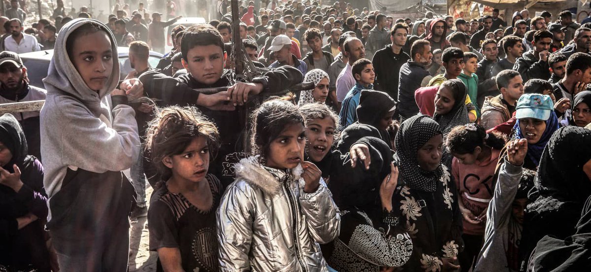 🇵🇸 Casi 40.000 niños en Gaza se enfrentan a una catástrofe humanitaria sin precedentes tras perder a uno o ambos padres, en lo que UNICEF ha descrito como la mayor crisis de huérfanos de la historia moderna.
#StopGazaGenocide #FreePalestine