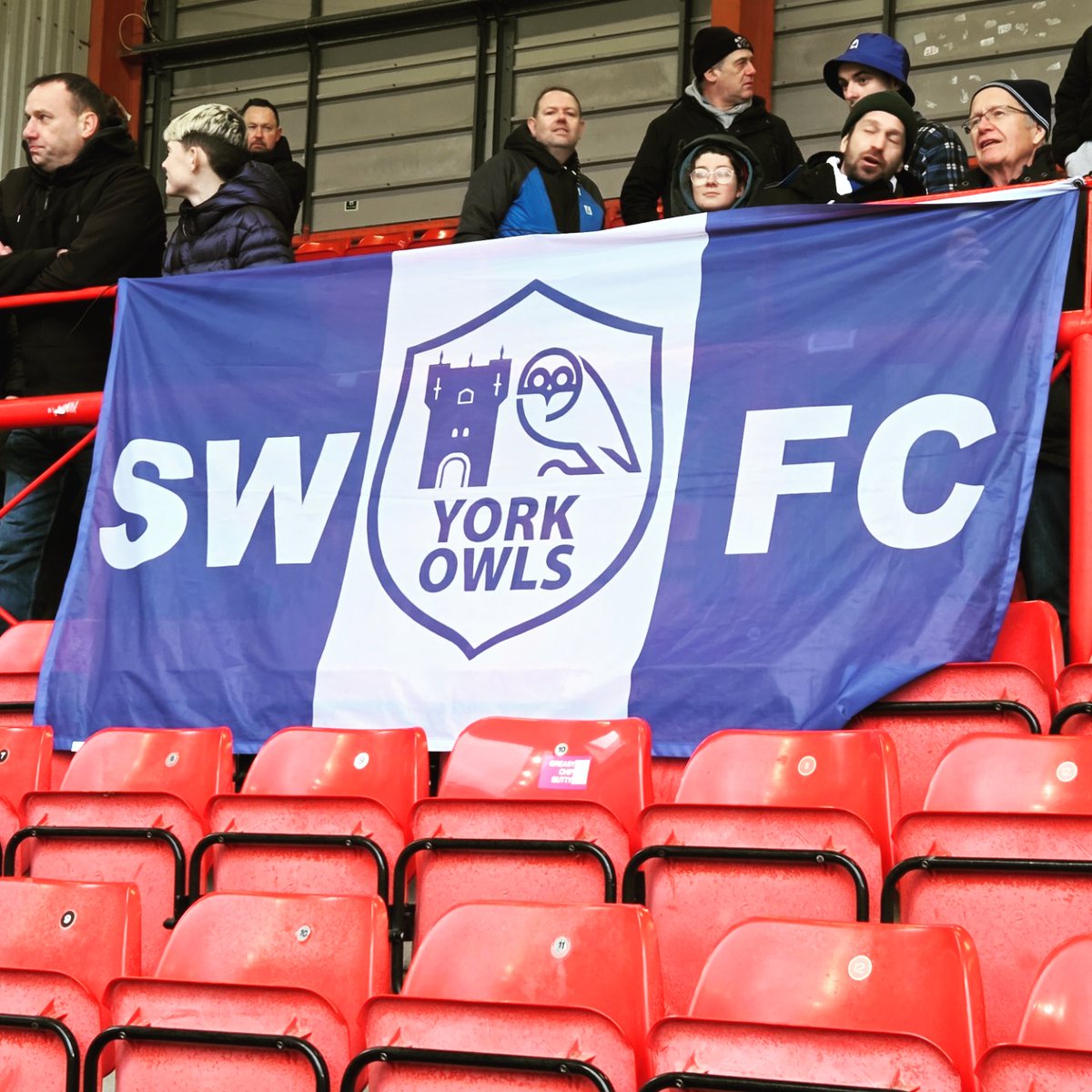 Me and this flag go all around the country together why would someone steal it especially in a game that proves what side of Sheffield is better. Im fucking disappointed and angry and would like it back what happened to wawaw #swfc #wawaw