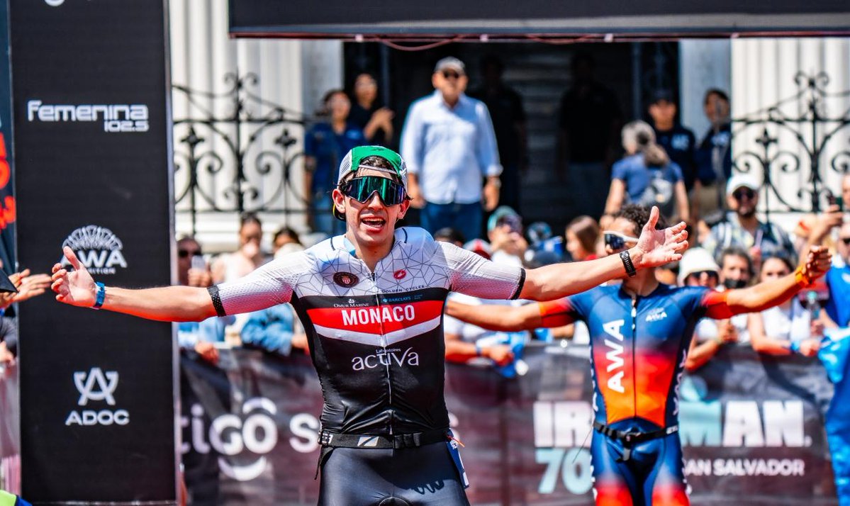 PolitikaSV's tweet photo. El italiano Giacomo Mevio y el panameño Anel Acosta llegan en segundo y tercer lugar, respectivamente, en la competencia de IRONMAN 70.3 San Salvador. https://t.co/uFe2EQOfNl