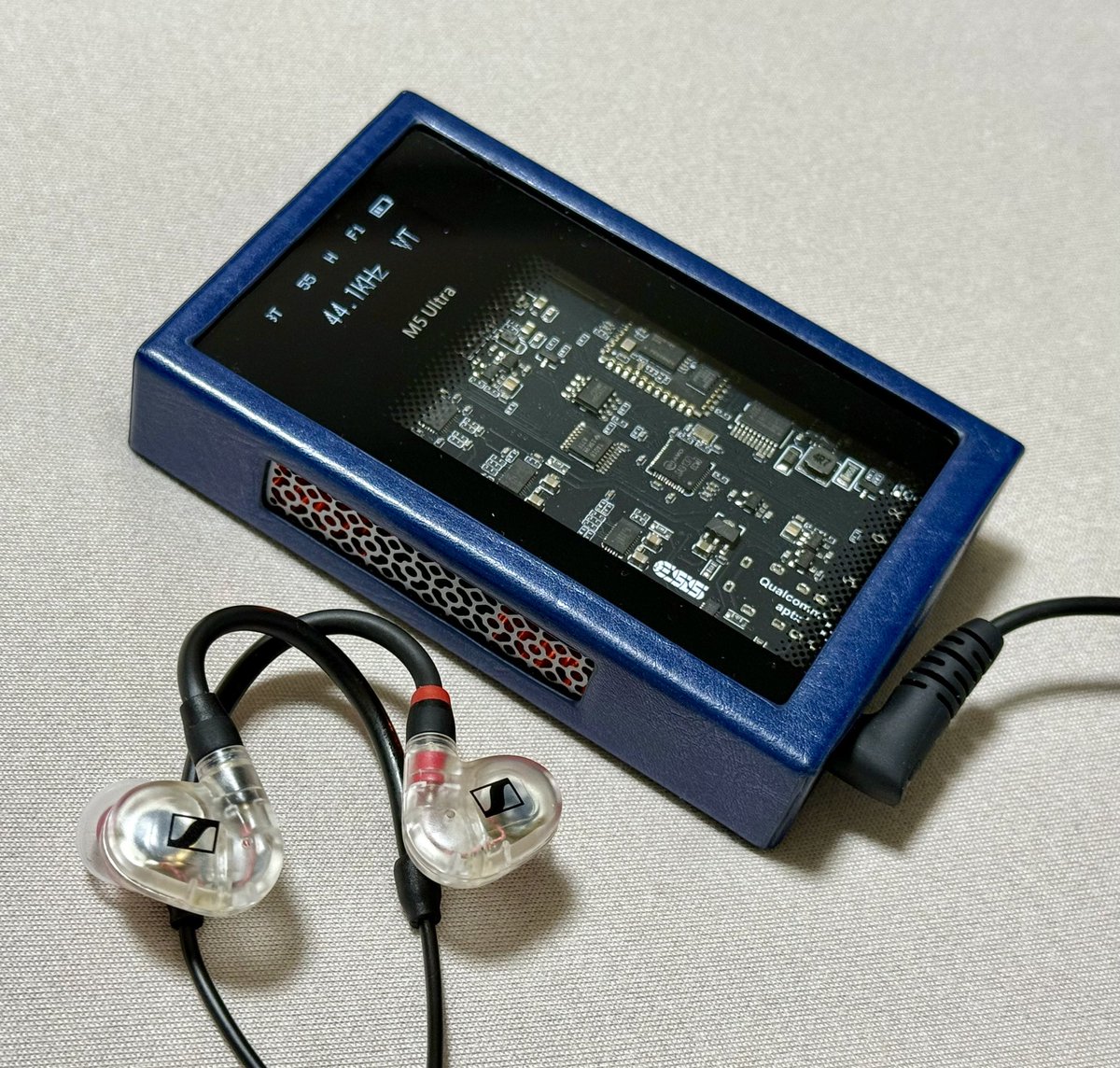 今日も超おはようございます😃
最近寝るの早いので、朝早いです😆
今朝はスマホをMusehifi M5 UltraにつなげてIE100Proでいろいろ聴いてました♫

今日は暖かいはずなんですけど、あまりそう感じないのはアホだからですかね🤣
花粉症のせいかカゼか分かりませんが鼻水が止まらないです🤧