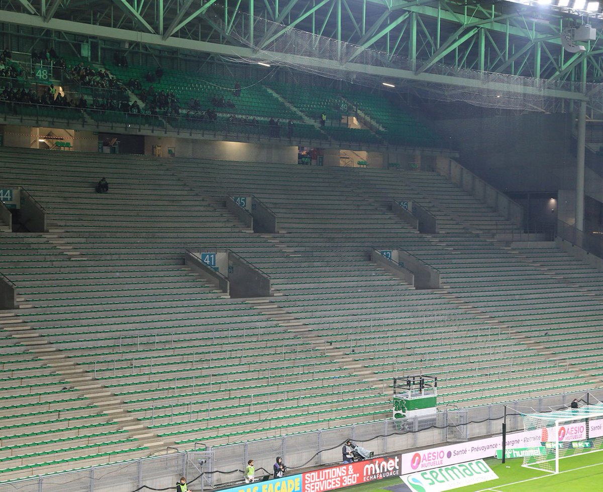 Furania-Photos tweet media