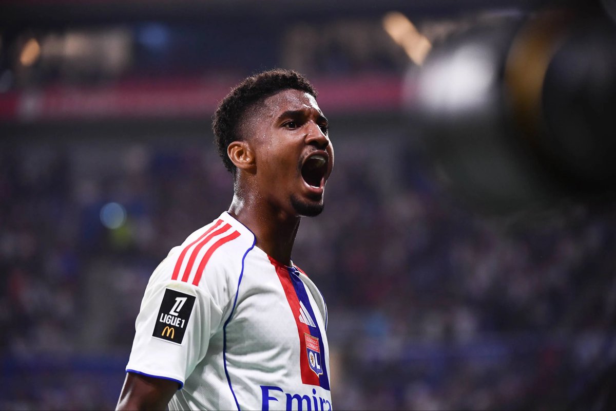 STATS 📈📉

50
ABNER dispute à Strasbourg son 50e match, toutes compétitions confondues, avec l’OL.

#TeamOL #RCSAOL #Abner ♥️💙