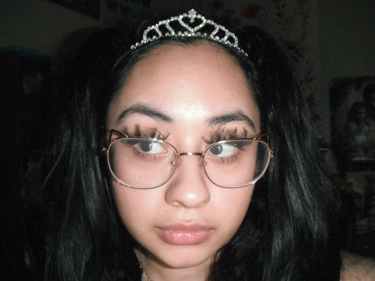 fairybugmarissa's tweet photo. Spoil your princess pig https://t.co/LLOiNgk1V8