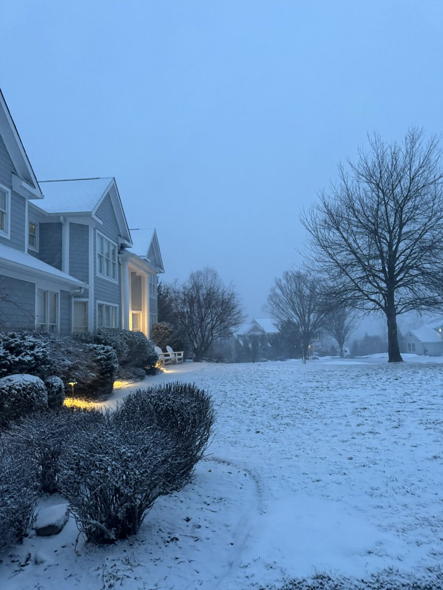Hi Steve! Snow is really picking up here in Rye Brook, NY. Close to an inch on cold surfaces.  Streets covered.   <a href="/nynjpaweather/">NY NJ PA Weather</a>