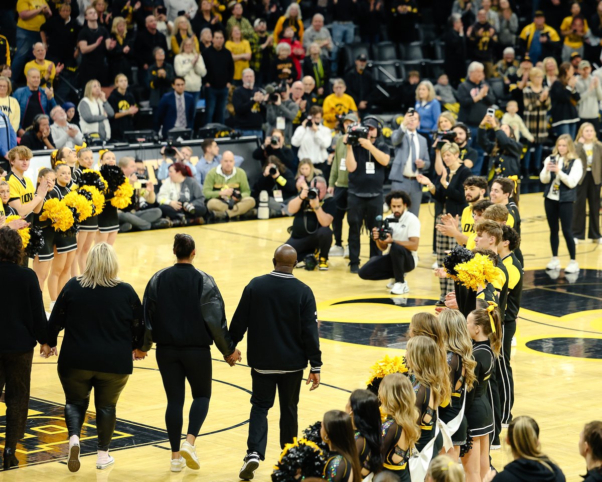 IowaWBB's tweet photo. A senior from Johnston, Iowa No. 23 Jada Gyamfi 🫶 https://t.co/wLyHUPBsSI