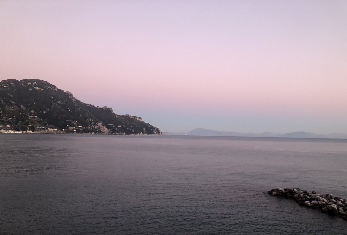 Vanessa is listening tweet media