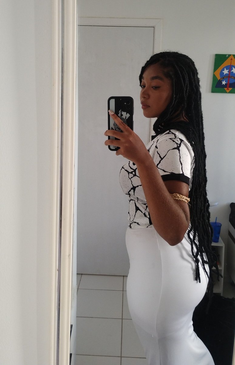 くらやえみ　Passing by yasmim 𓆙 (@yas_sccp) on X