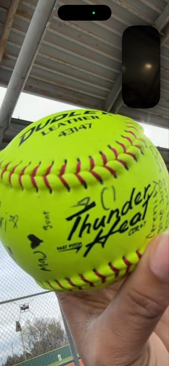 LClinkscales19's tweet photo. 3 Day Tournament Highlights 

First 💣 of the season
2 homeruns
Triple 
Singles
Walks
2 outs at first base 

Defensively worked in the outfield and first base 
@TxHS_Softball @CoastRecruitsSB @DfwSho @SoftballDown @ExtraInningSB @LineDsoftball https://t.co/dMsITKic9J