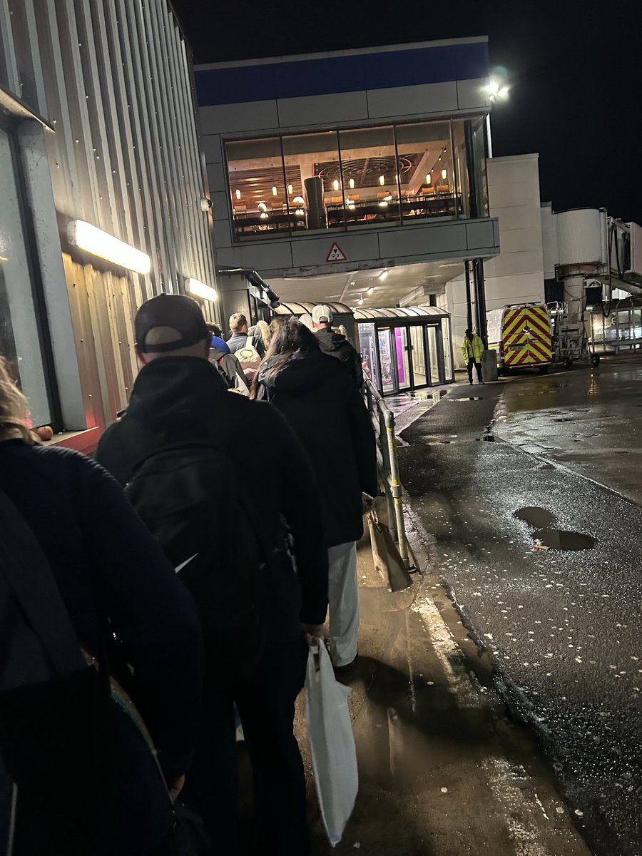 mcfie14's tweet photo. @EDI_Airport is there anyone in charge of organising. Kids being made to stand outside waiting to get in from plane. Someone needs to take responsibility and create a plan to resolve this! https://t.co/ySNB44BA07