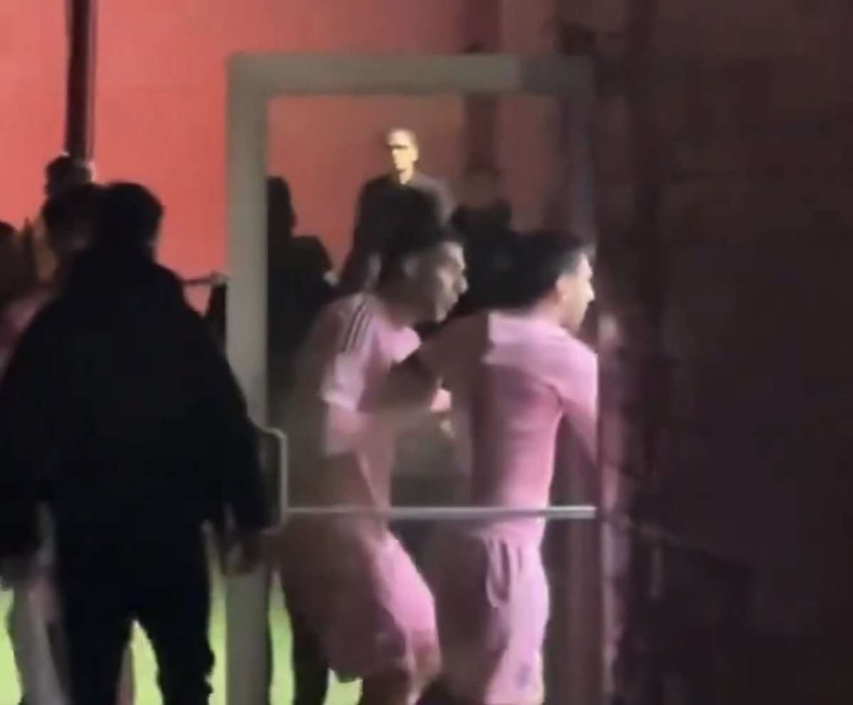 Instant Foot ⚽️ tweet media